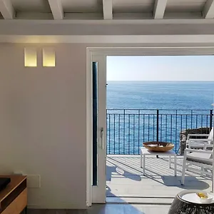 fivestay-casa-gabriella.hotelitalianriviera.com/